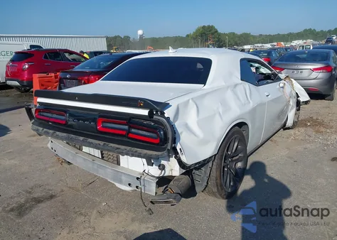 2021 Dodge Challenger R/T Scat Pack z USA, uszkodzony, nr VIN 2C3CDZFJXMH514014